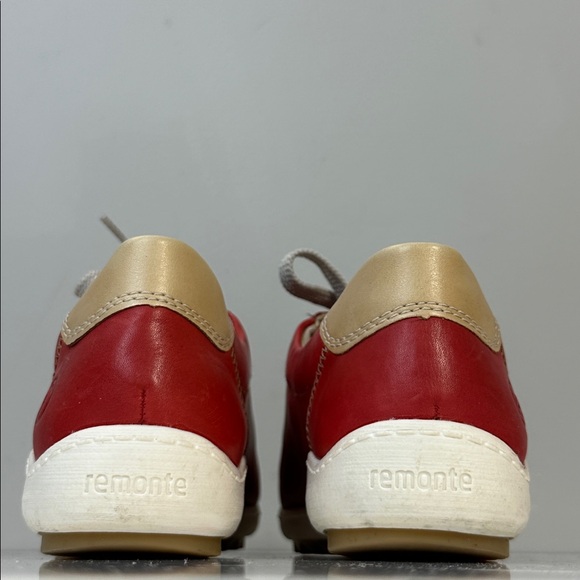 Remonte by Rieker Red Lace Up Side Zipped Sneakers Size 43(11) - Picture 6 of 16